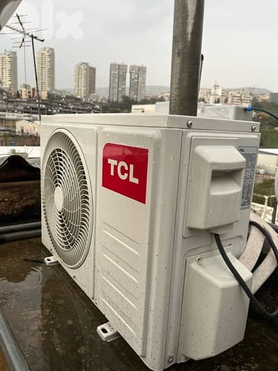 مكيف إنفيرتر للبيع (بارد + سخن)