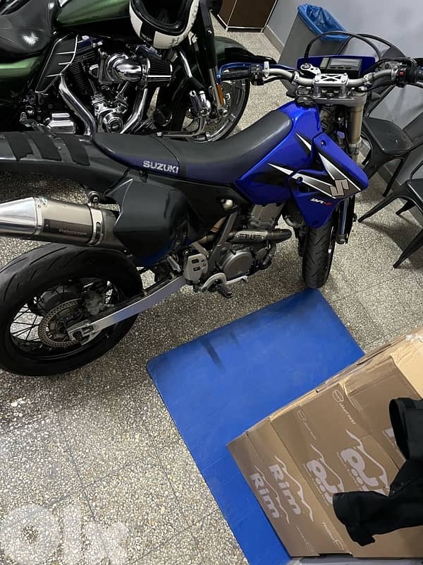 suzuki drz400 sm 1