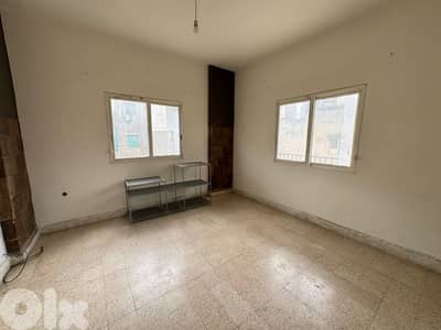 Apartment 135m for sale in Baouchrieh شقة للبيع في البوشرية 135م