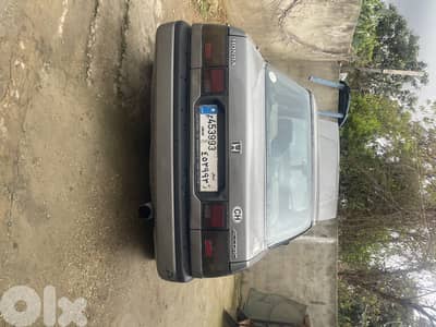 هوندا أكورد 1989