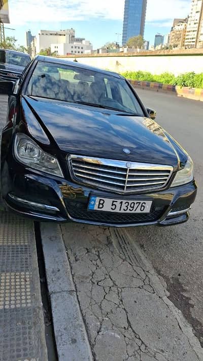 Mercedes-Benz C-Class 2013 lebanese