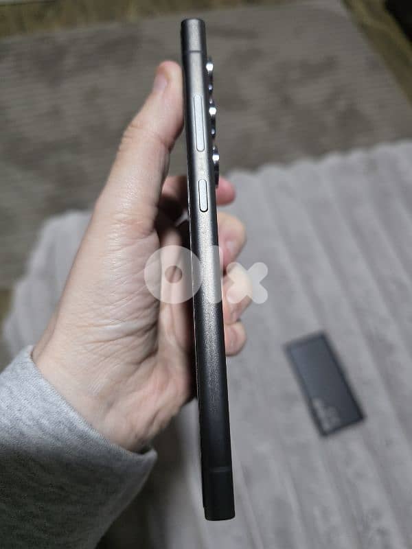 Samsung Galaxy S24 Ultra 2