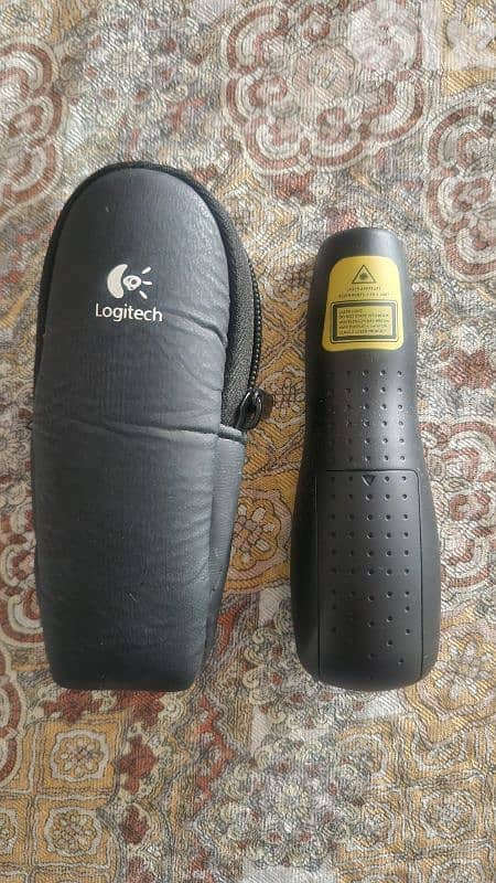 logitech r400 laser pointer for presentation 2
