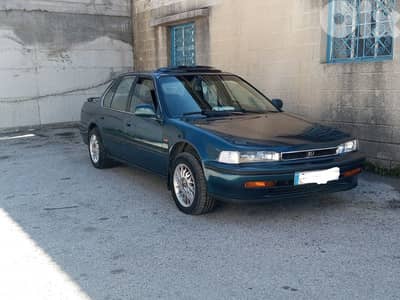 هوندا أكورد 1993
