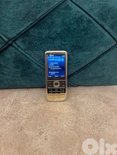 Nokia 6700 gold edition