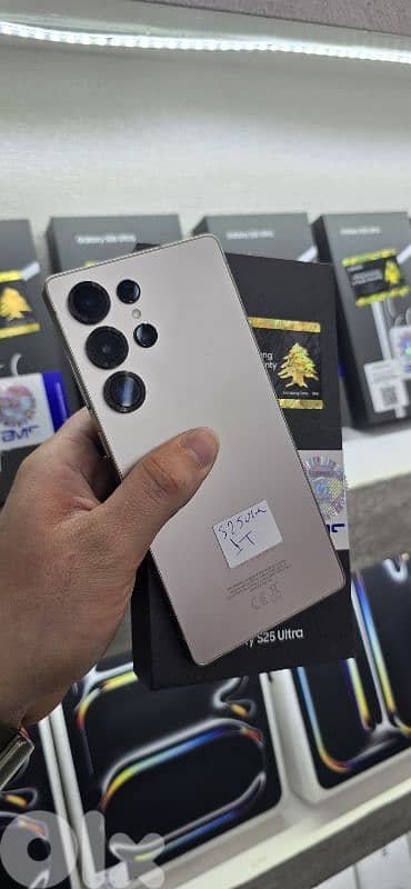 Samsung s25 ultra 1 terra 12 ram like new