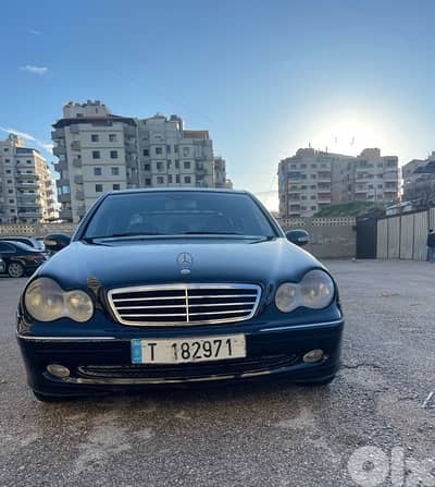 Mercedes-Benz 200 Series 2004