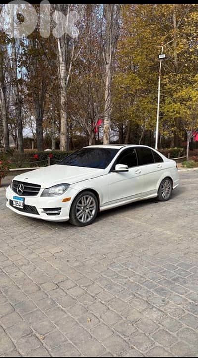 Mercedes-Benz C-Class 2012