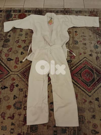Kimono Gi neuf, jamais porté Outshock