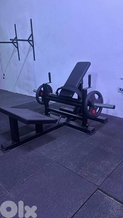 Used Hip Thrust Machine