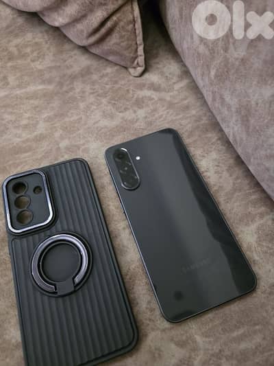 a36 8ram 256g super khari2 ma ma3o 3elbe