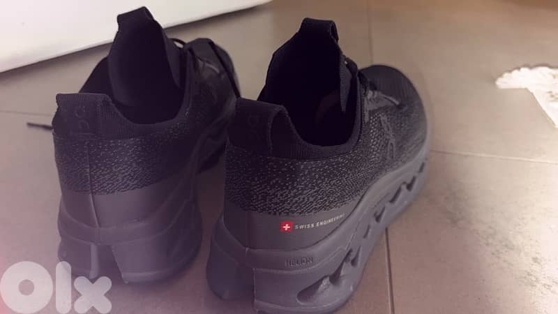 On CloudSurfer Max SIZE 42 1