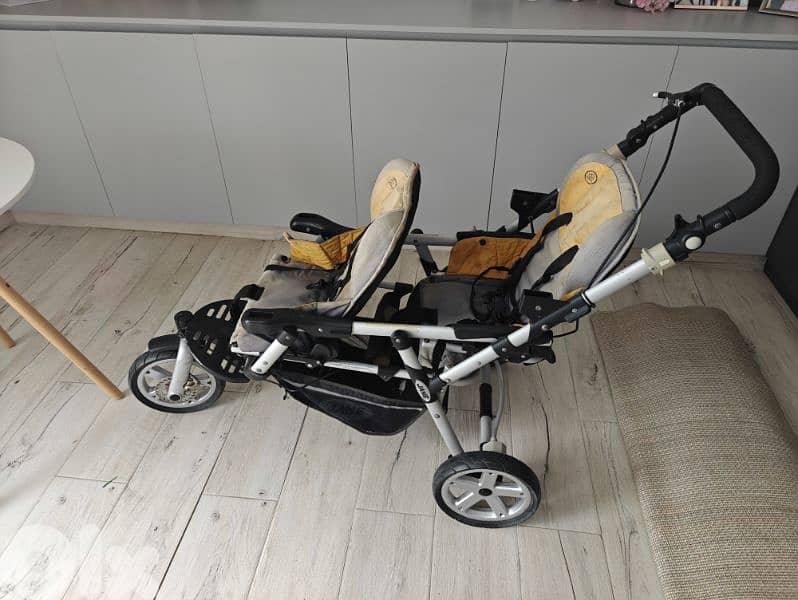 Twins baby Strollers with a Jumper gift 3