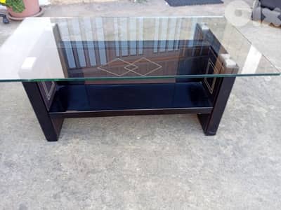 طاولي اوروبي شبه جديد