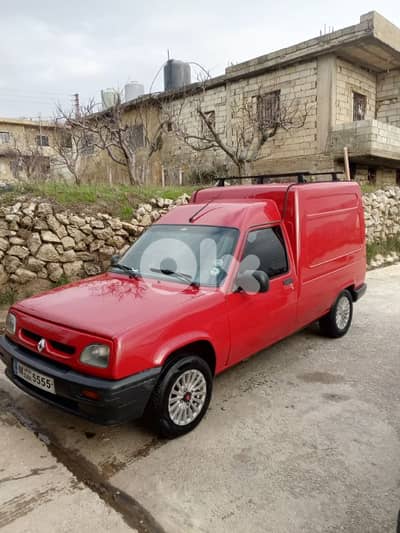 رينو رابيد 2003