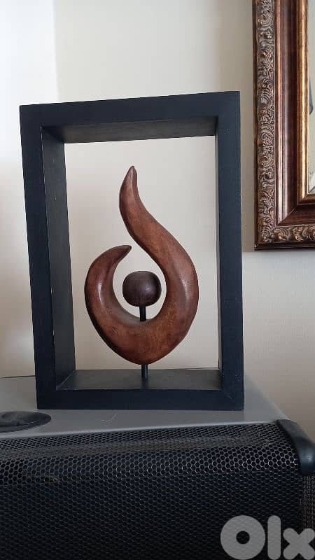Wood mini statue decor Negotiable 1