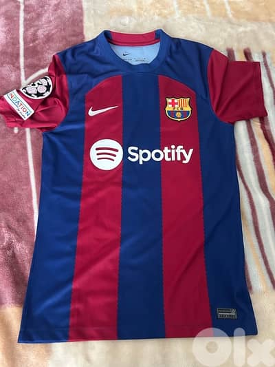 Barca 2023-2024 home kit