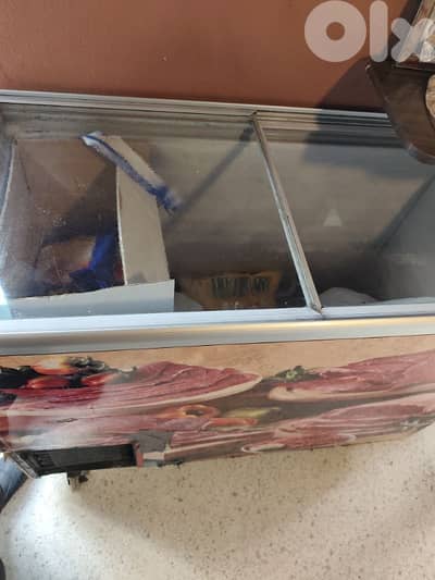 فريزر شغال مابدو شي