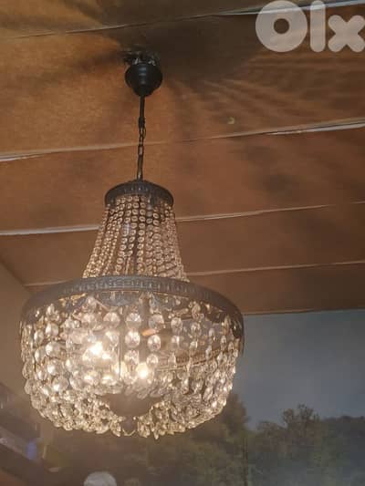 ثريا كريستال