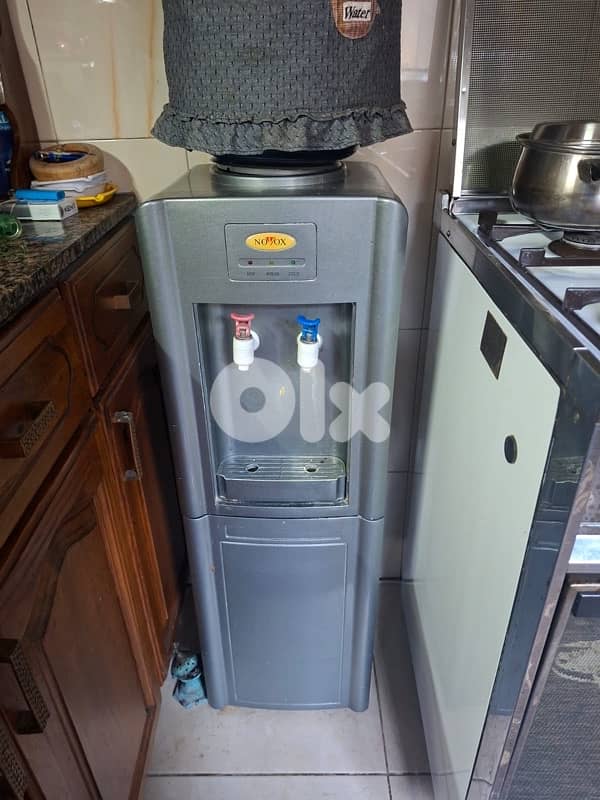 oven and water dispenser 1