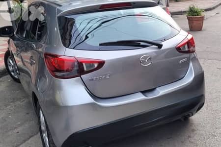Mazda 2 2016