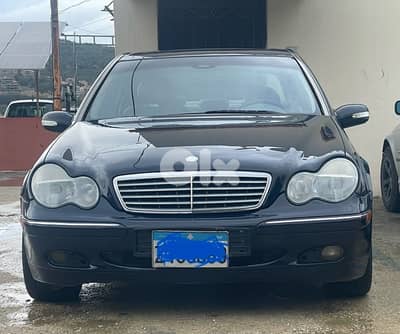 Mercedes-Benz C-Class 2005