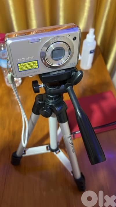 Sony cyber-shot retro camera “Carl Zeiss” with original stand and bag
