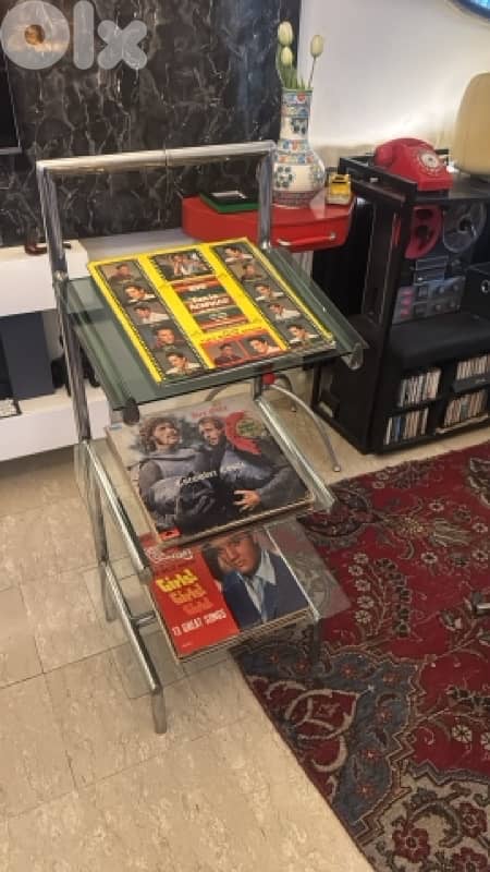 vintage vinyl stand 1
