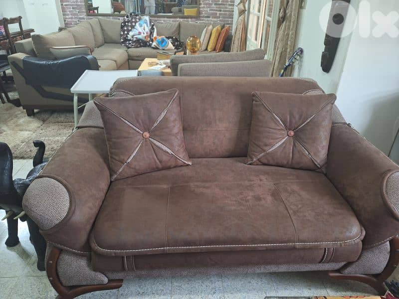 Brown sofas and chairs set 1