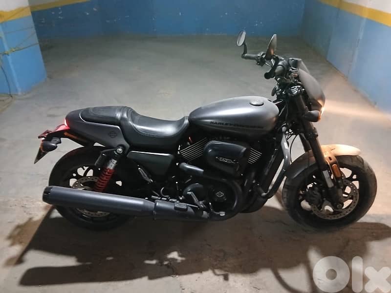 Harley-Davidson Street Rod 6