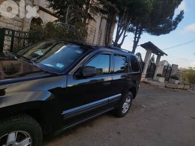 جيب شيروكى 2006