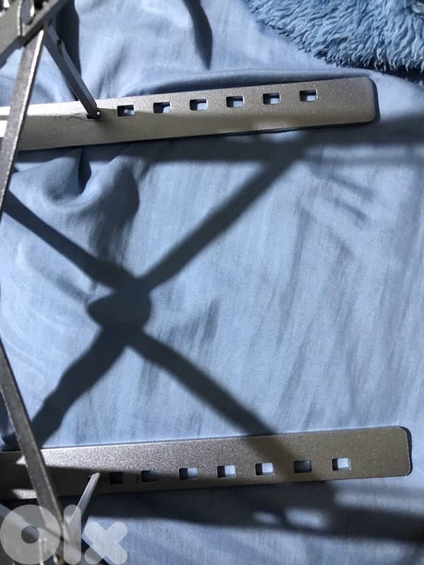 LAPTOP STAND 1