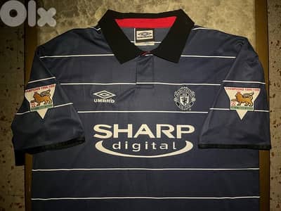 Manchester United Beckham 7 third umbro sharp kit