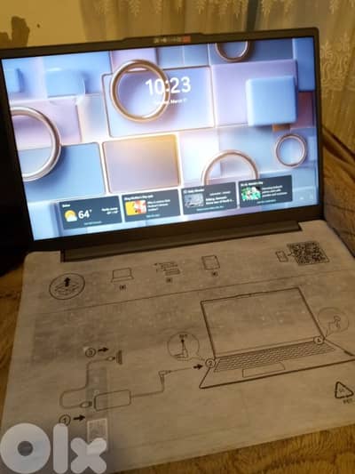 laptop Lenovo silver