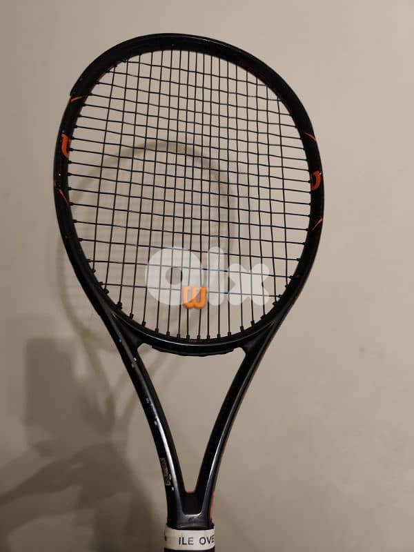 Wilson Burn FST 99S tennis racket. 6