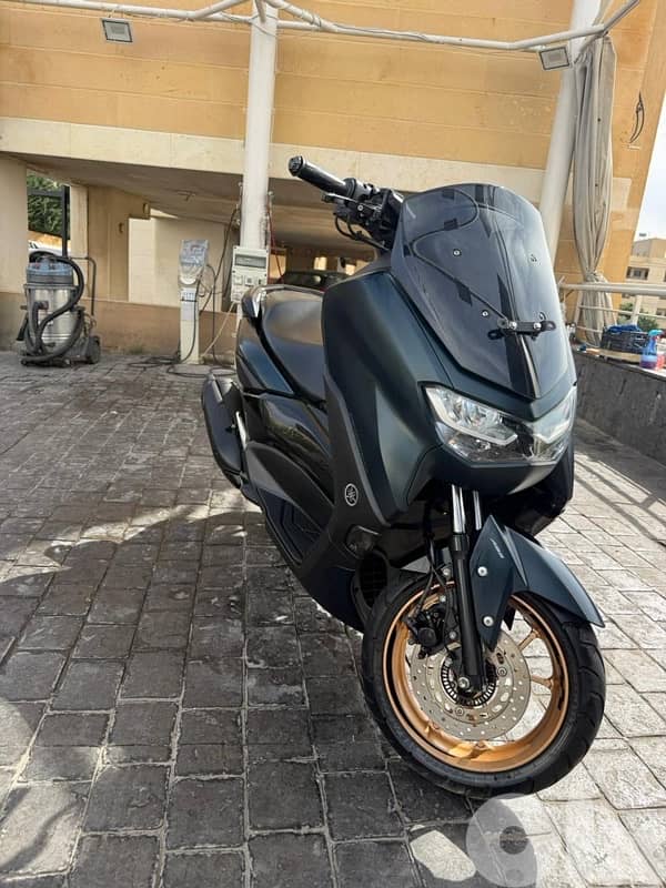 Yamaha nmax 4