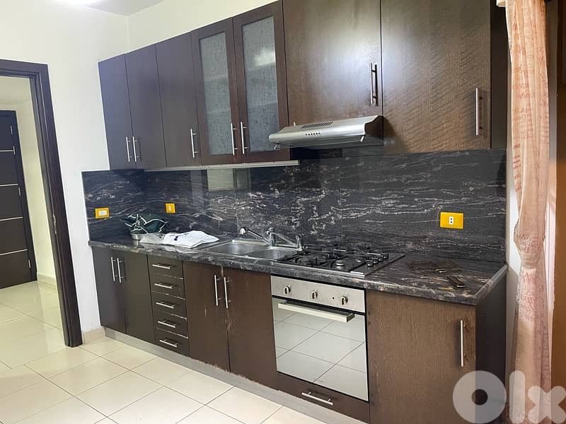 kitchen+AC+tv unit+curtains 4