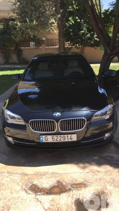BMW 5-Series 2011 F10 / 528 Model 2011