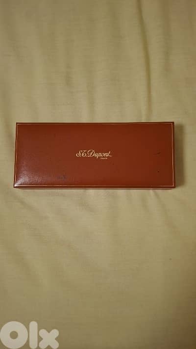 Authentic ST Dupont Cigar Holder and Cutter in Chinese Laquer