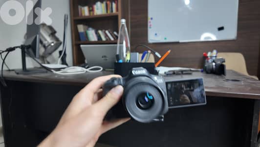  Canon EOS R50 + Lens + Battery (Like New) Perfect for Creators