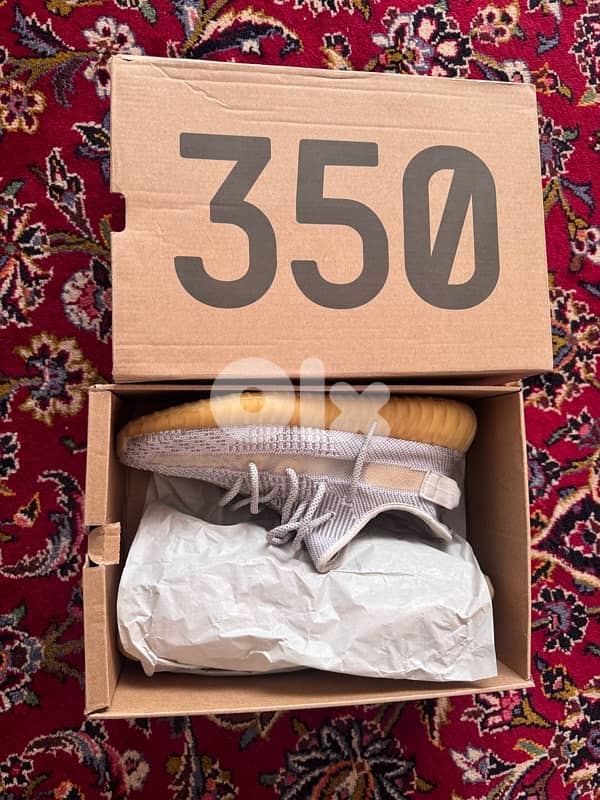Yeezy size 11 US used like new 1