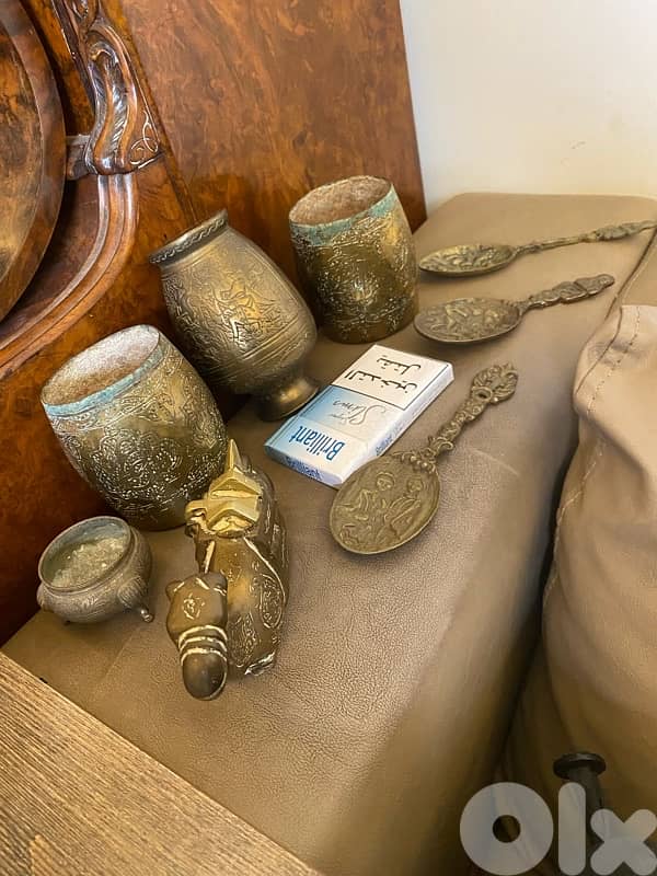 eight brass peaces vantage 3