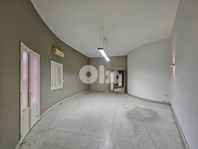 GMC145LG Apartment for rent in Sioufi -  شقة للإيجار في السيوفي