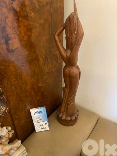 Old 35 cm old wooden carved statue far eat