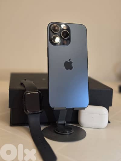 15 pro max 512 + Apple watch series 9 + Airpods pro 2nd gen