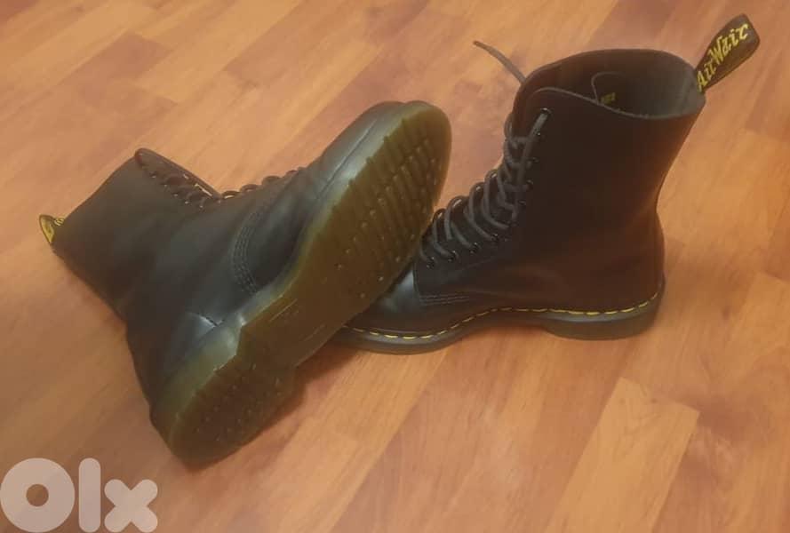 Dr Martens - Soft Leather Ankle Boots 3