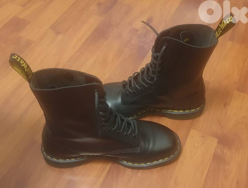 Dr Martens - Soft Leather Ankle Boots 6