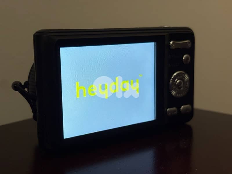 HeyDay Camera 8MP Pictures 4K Video 4