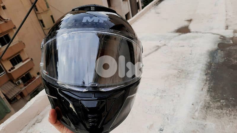 MT black full face helmet 4