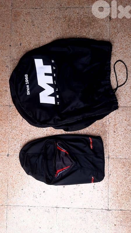 MT black full face helmet 6